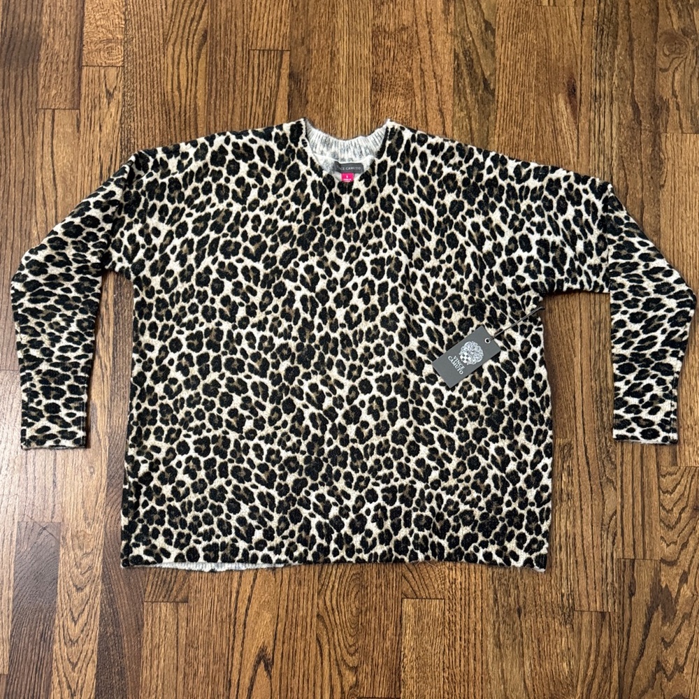 NWT - Vince Camuto Leopard Print Crew Neck Sweater